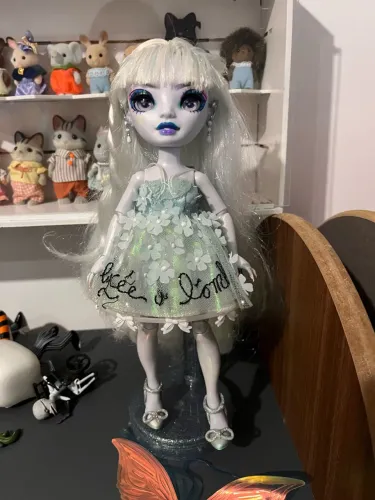 Shadow high Eliza