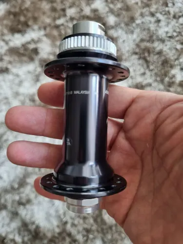 Cubo Dianteiro Shimano Deore XT M8110B