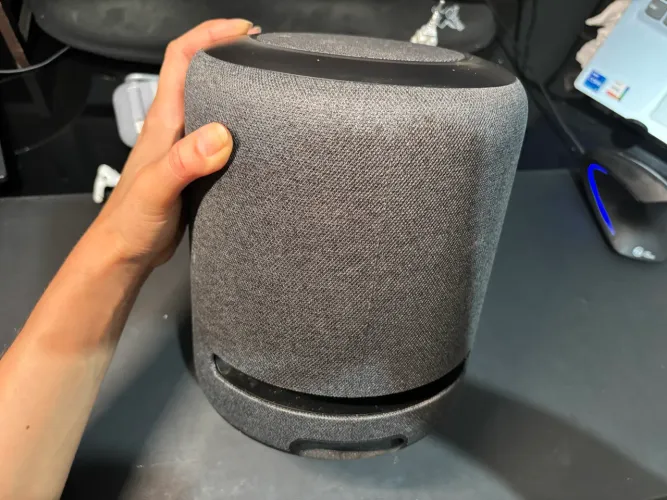 Vendo - Amazon Echo Studio 