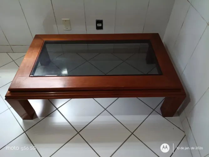 Mesa centro madeira maciça 