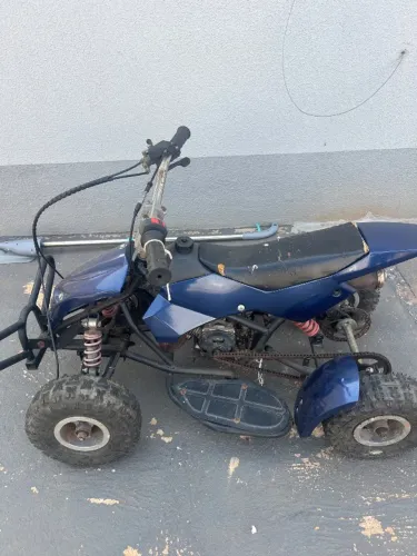 Quadriciclos infantil