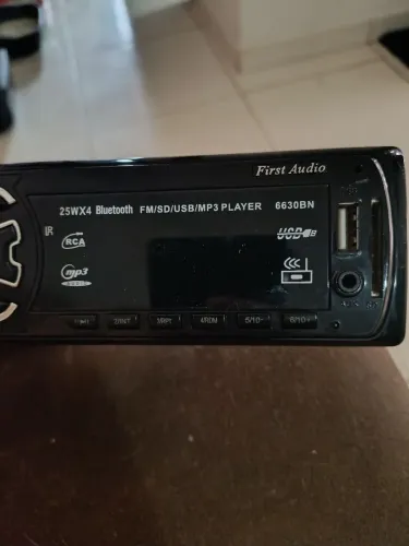 Aparelho de som First áudio bluetooth