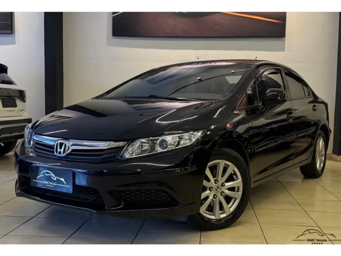 Honda Civic Sedan LXS 1.8/1.8 Flex 16V Aut. 4P 2012