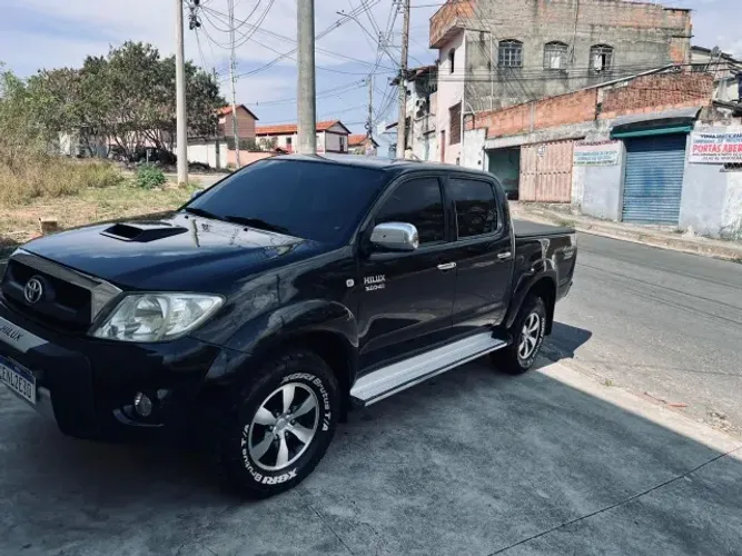 Toyota Hilux CD SRV D4-d 4X4 3.0 TDI Diesel AUT 2010