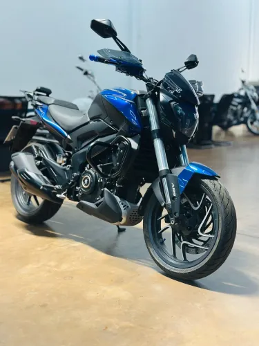Bajaj Dominar 400 50 cc 
