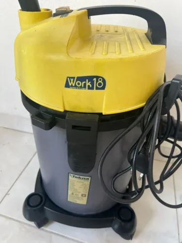 Aspirador de pó e água