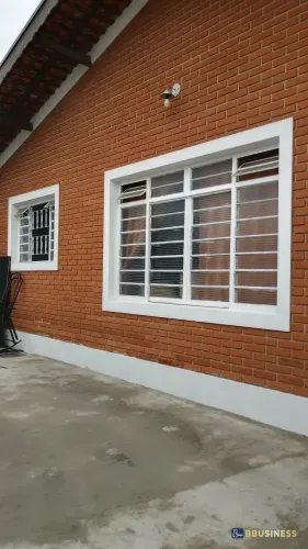 Casa à venda com 3 quartos - Jardim Ipiranga, Campinas, SP