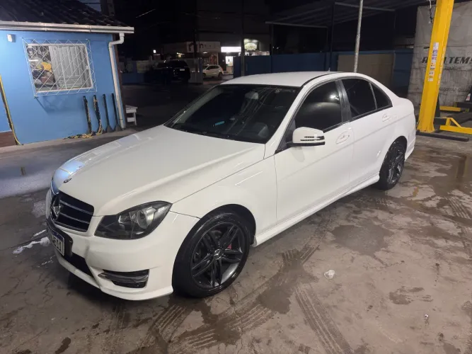 Mercedes-Benz C-180 CGI Sport 1.6 TB 16V 156cv Aut. 2013