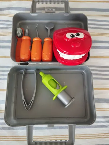 Vendo Kit Maleta Dr. Dentinho