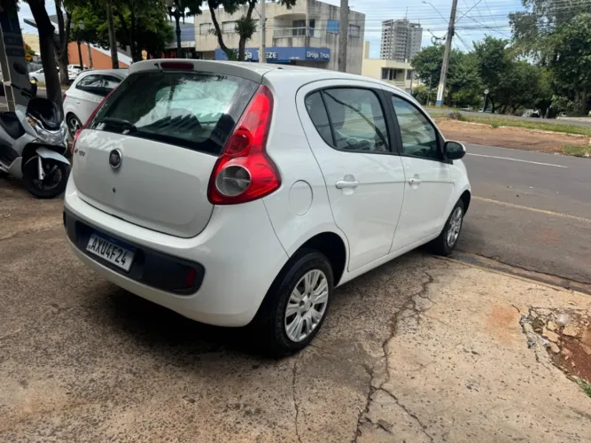 Fiat Palio Attractive 1.0 EVO Fire Flex 8V 5P 2014