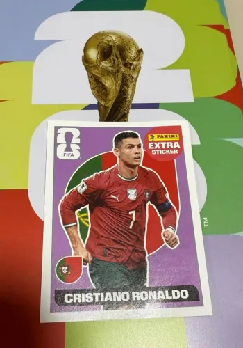Figurinha Cristiano Ronaldo Extra Sticker Lilás