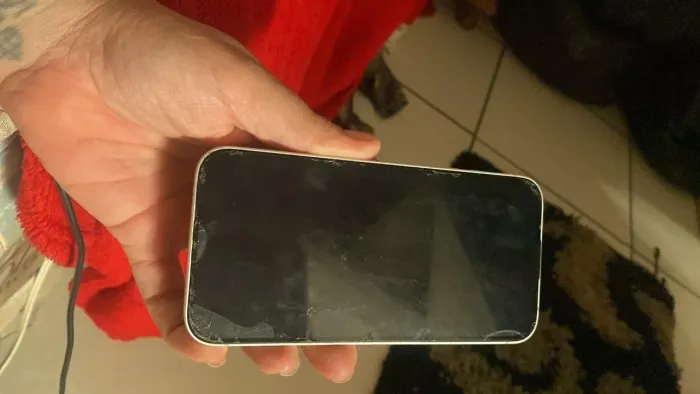 iPhone 16 é 128 giga