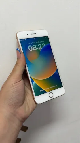 iPhone 8 Plus