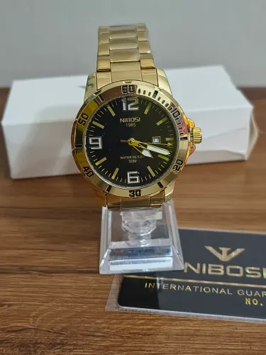 Relógio masculino Nibosi dourado