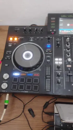 Pionner XDJ RX2
