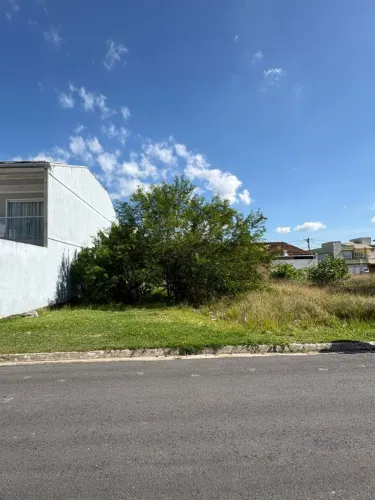 Terreno 200m2 no Condomínio Verdes Mares - Macaé 