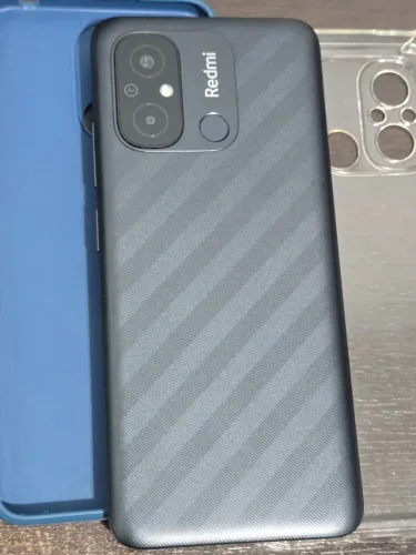 Celular Redmi 12C impecável com acessórios