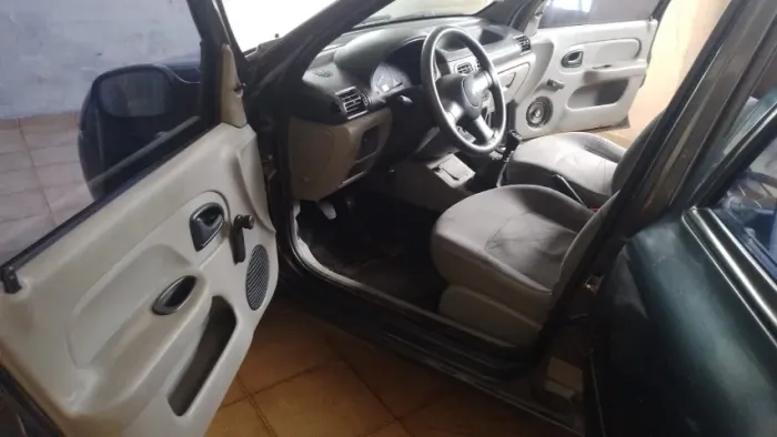 Renault Clio RL / Yahoo/ Authent. 1.0 8V 5P 2003