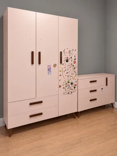Guarda roupa e cômoda 100% MDF