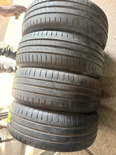 JOGO DE PNEUS 185/60/15 GOODYEAR SEMINOVOS