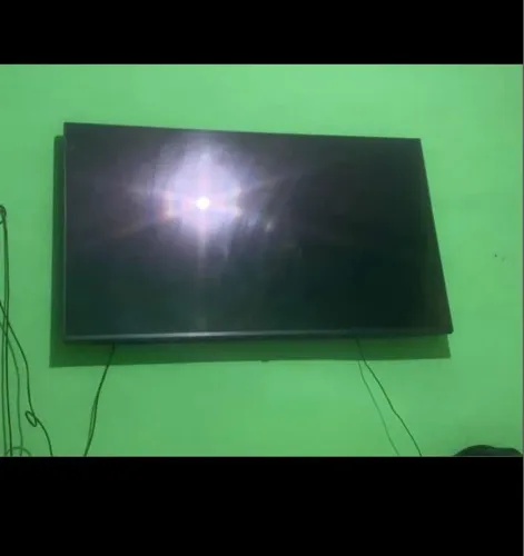 Tv smart para tirar peças ou conserta