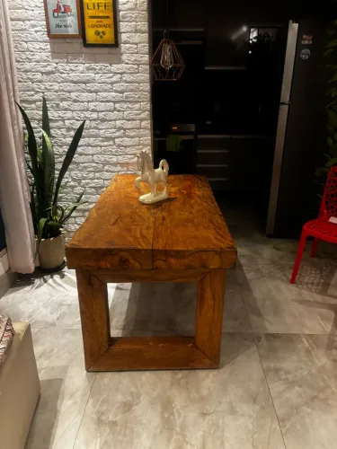 Mesa 132/70cm muita pesa a mesa valor 550 reais