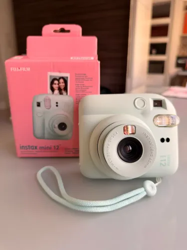 Câmera Instax Mini Fujifilm Verde