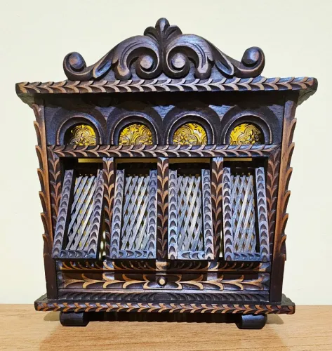 Oratório Decorativo - Muxarabiya - Madeira esculpida