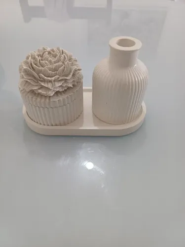 Porta coisas com tampa de flor