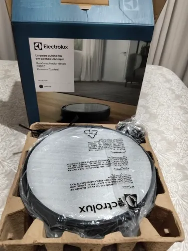Robozinho aspirador Eletrolux