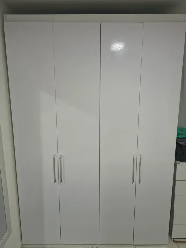 Guarda-roupa 3 portas 