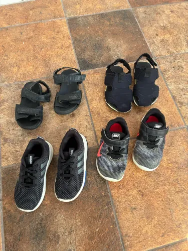 Combo tênis e sandália menino (Adidas, Nike, Bibi e Ortopé) 