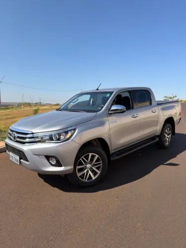 Toyota Hilux CD SRX 4X4 2.8 TDI 16V Diesel Aut. 2018