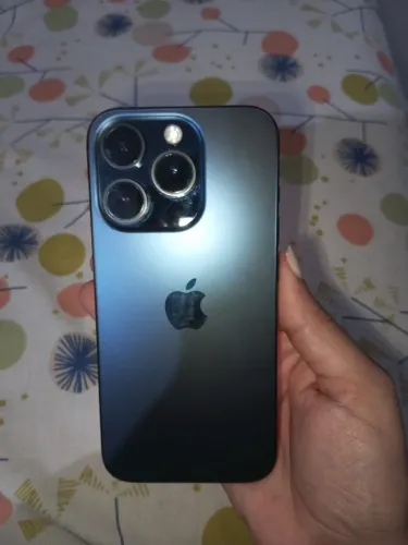 iPhone 15 pro 256Gb