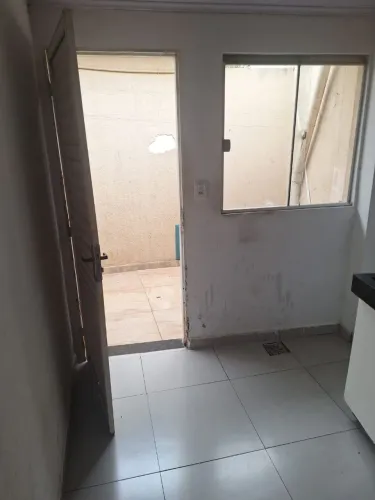 Alugo barracão