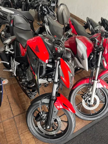 CB 300F TWISTER ABS 23/23 VERMELHA
