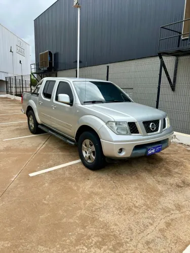 Nissan Frontier XE CD 4X2 2.5 TB Diesel 2012