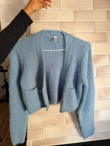 cardigan peludinho e azul