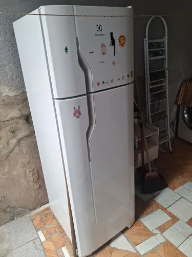 Electrolux Cycle Defrost 260L *