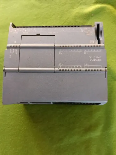 Plc Siemens CPU 1214c - DC/DC/Dc