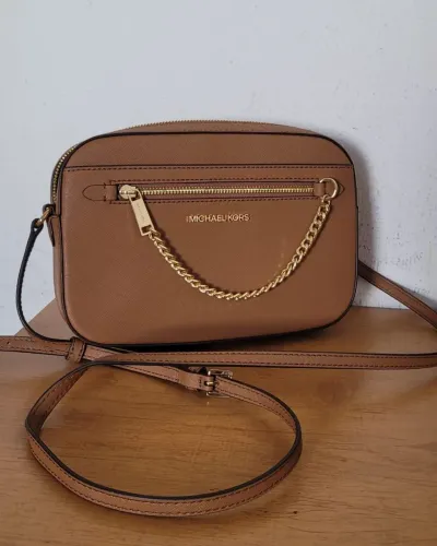 BOLSA MICHAEL KORS DE COURO NOVA