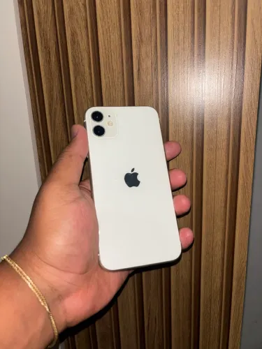 iPhone 11 128g completamente original