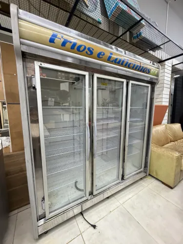 Freezer Expositor Vertical 3 Portas de Vidro - Frio e Laticínios - Comercial