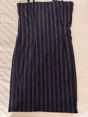 Vestido feminino brilho listrado