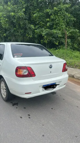 Fiat Siena HLX 1.8 MPI Flex 8V 4P 2007