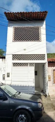 VENDE-SE CASA EM ÓTIMA LOCALIZAÇÃO COMERCIAL!