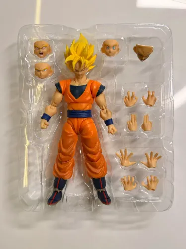 Son Goku - Super Saiyan Fullpower - S H Figuarts