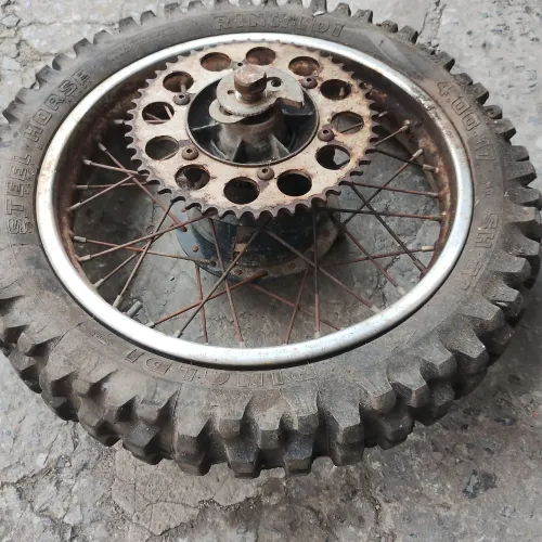 Roda c pneu XLX 350
