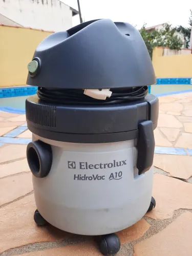 Aspirador pó e líquido electrolux