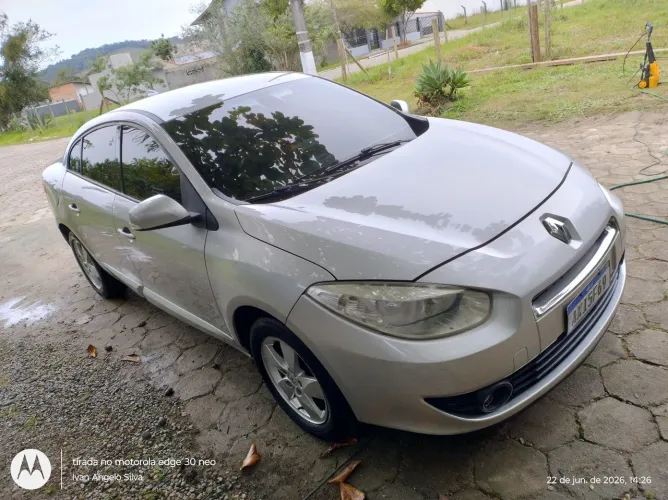 Renault Fluence Sed. Dynamique 2.0 16V Flex Mec. 2014